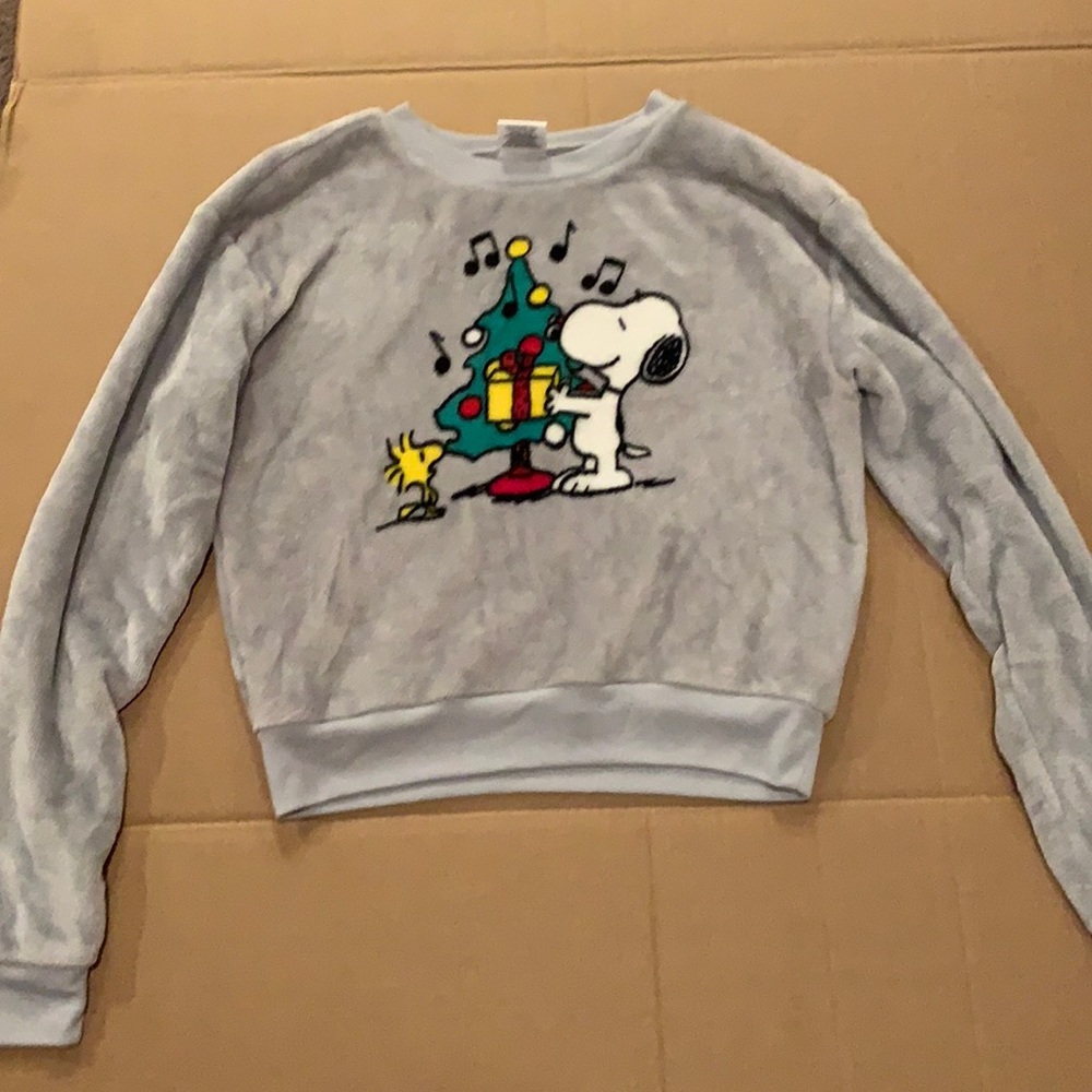 Fun peanuts Christmas sweater